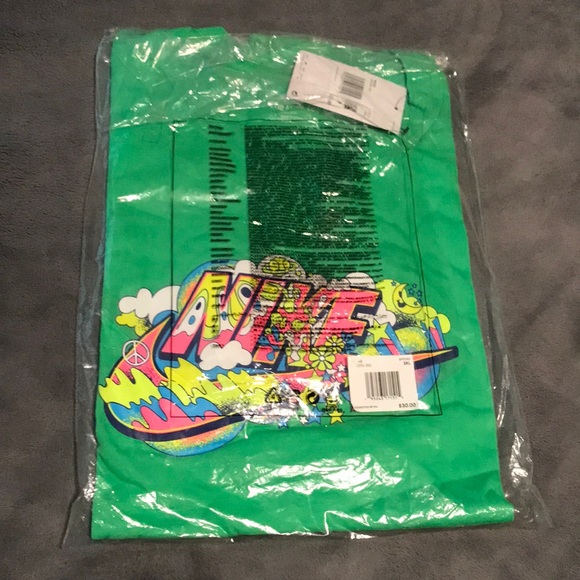 Nike Men’s Future Black light T-shirt - Picture 4 of 8